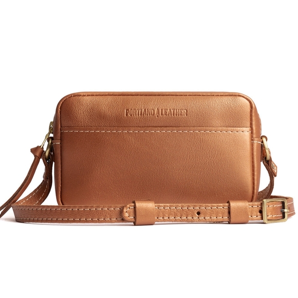 Portland Leather Almost Perfect Camera Bag Crossbody Purse - Picture 1 of 11